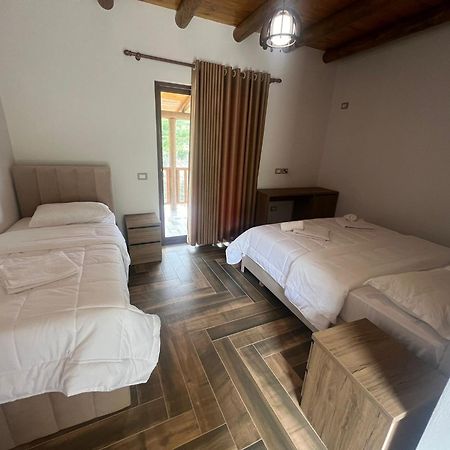 Guest House Bracaj Zhaban Exterior photo