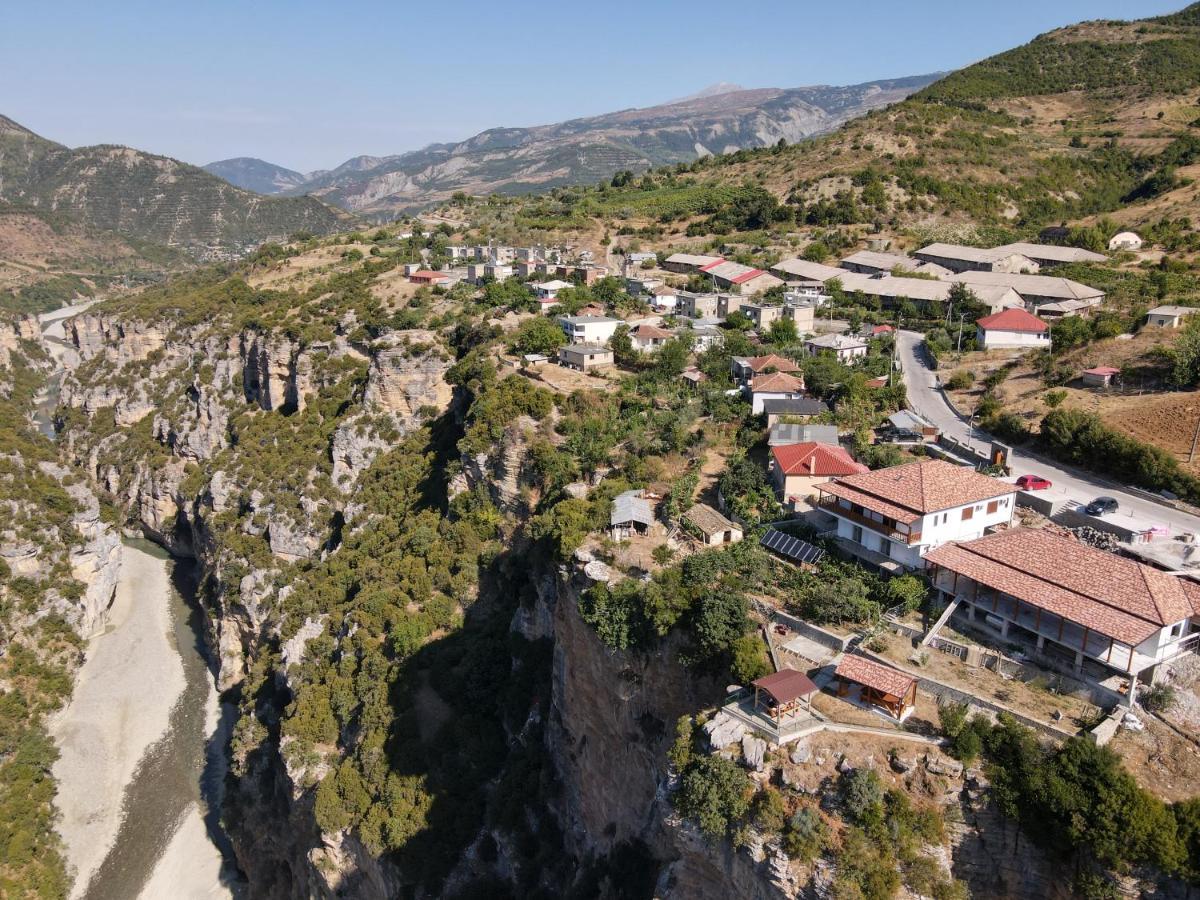 Guest House Bracaj Zhaban Exterior photo