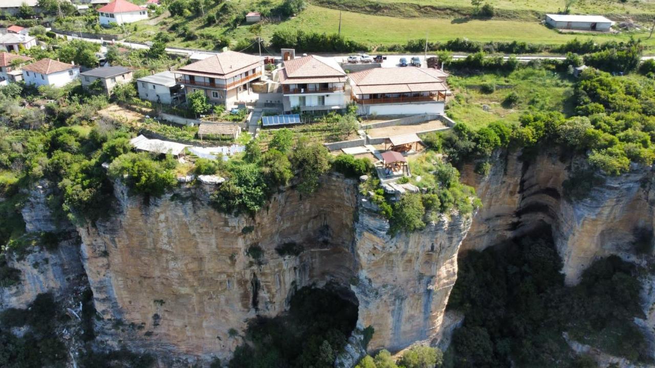 Guest House Bracaj Zhaban Exterior photo