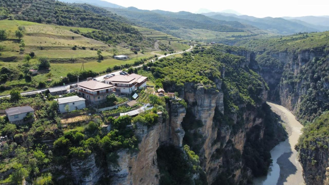 Guest House Bracaj Zhaban Exterior photo