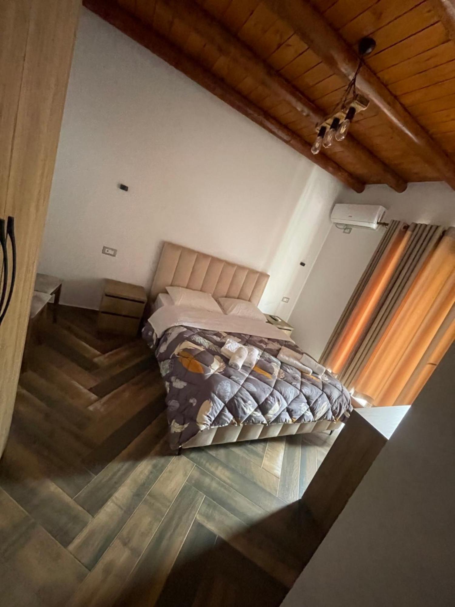 Guest House Bracaj Zhaban Exterior photo