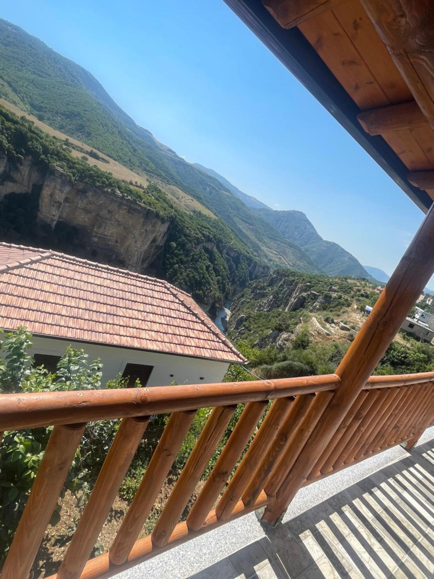 Guest House Bracaj Zhaban Exterior photo